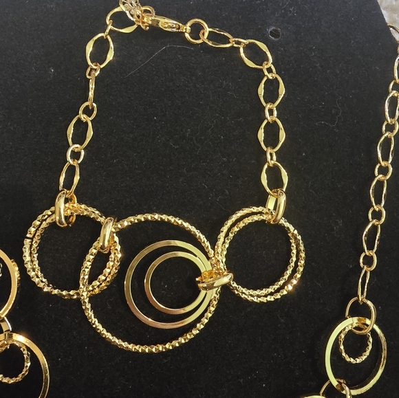 21kgp Dubai Jewelry Set -Elegant Gold Circle Jewelry Set - Picture 6 of 7